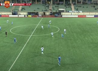 «Динамо» Махачкала (белые) – «Черноморец» Новороссийск (синие) – 3:0