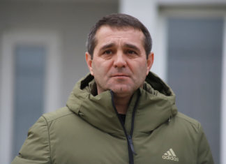 Руслану Агаларов – 48