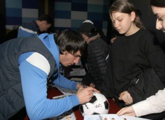 «Динамо» перед зимним перерывом провело встречу с болельщиками (ВИДЕО+ФОТО)