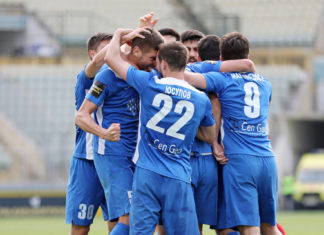 «Динамо» с крупным счетом выиграло у «Енисея»