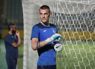 Экс-вратарь «Оренбурга» Евгений Гошев перешел в «Динамо»