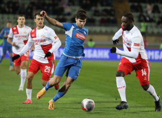 «Динамо» в меньшинстве уступило «Спартаку»