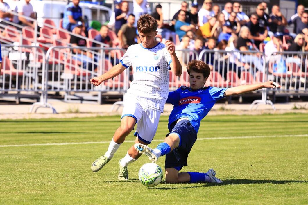 Обе команды «Динамо» уступили сверстникам из «Ротора»