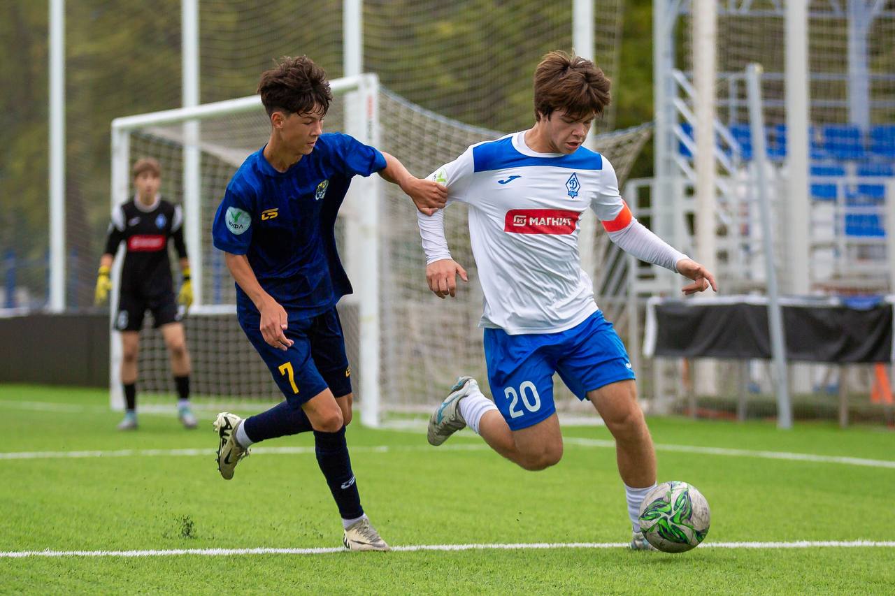 Динамовцы уступили в обоих выездных матчах сверстникам из «Сочи»